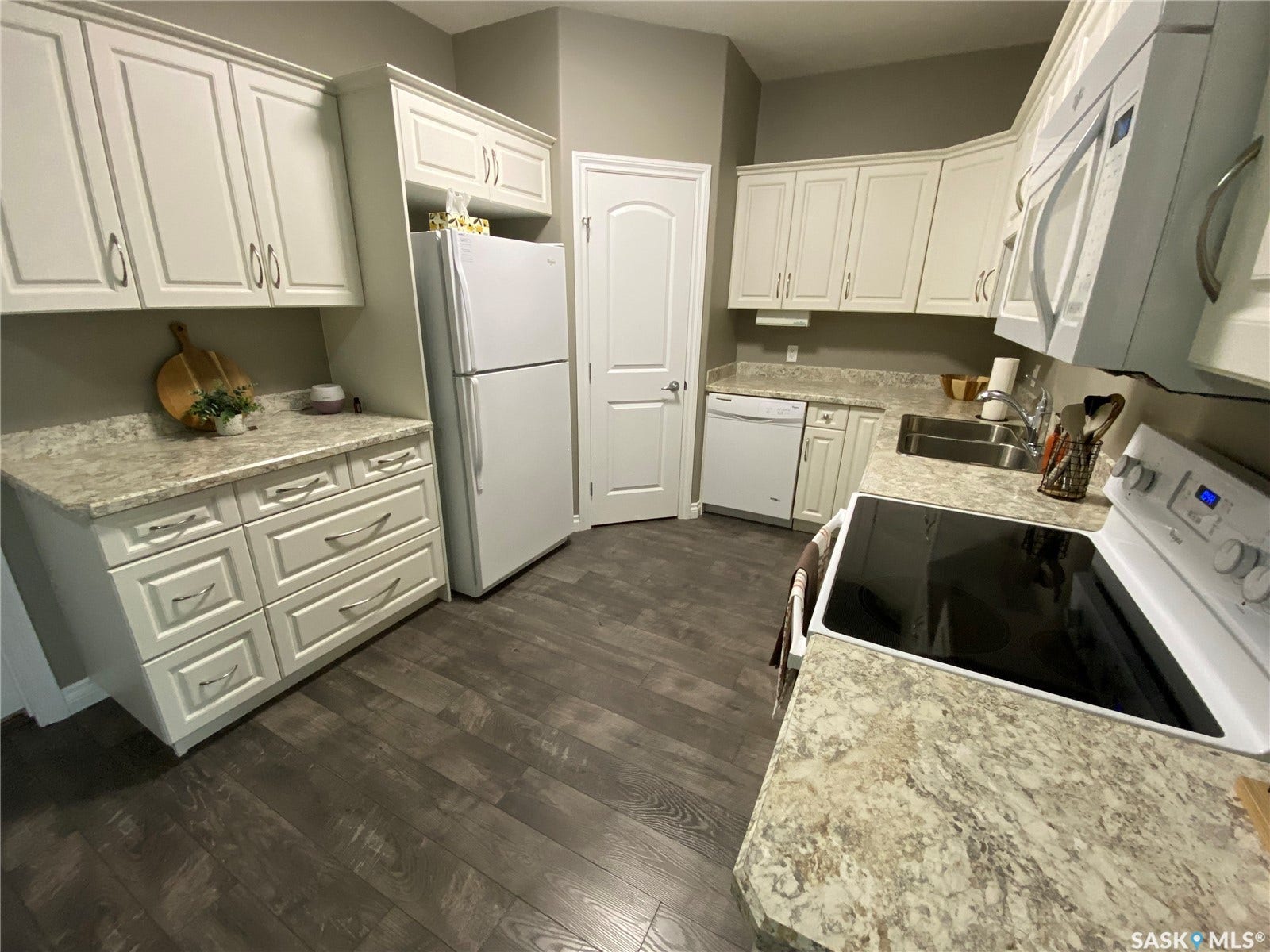 123 Balmoral Street, #305, Yorkton SK S3N 4J2