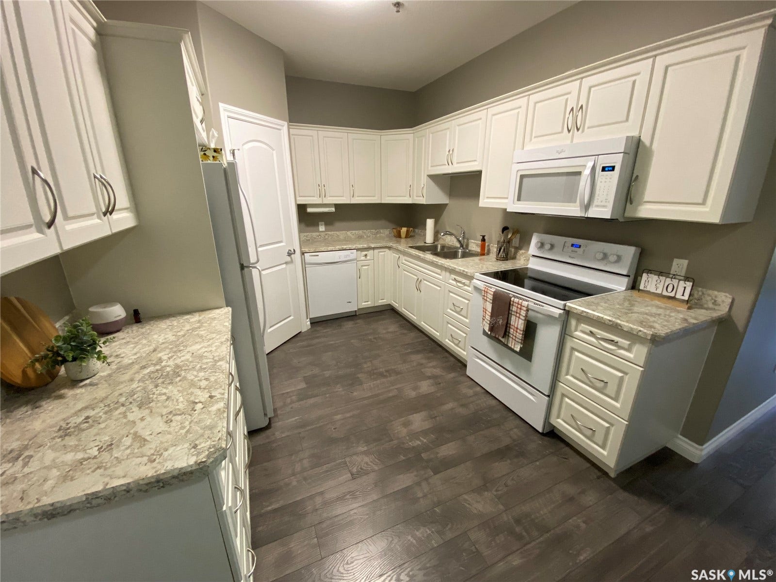 123 Balmoral Street, #305, Yorkton SK S3N 4J2