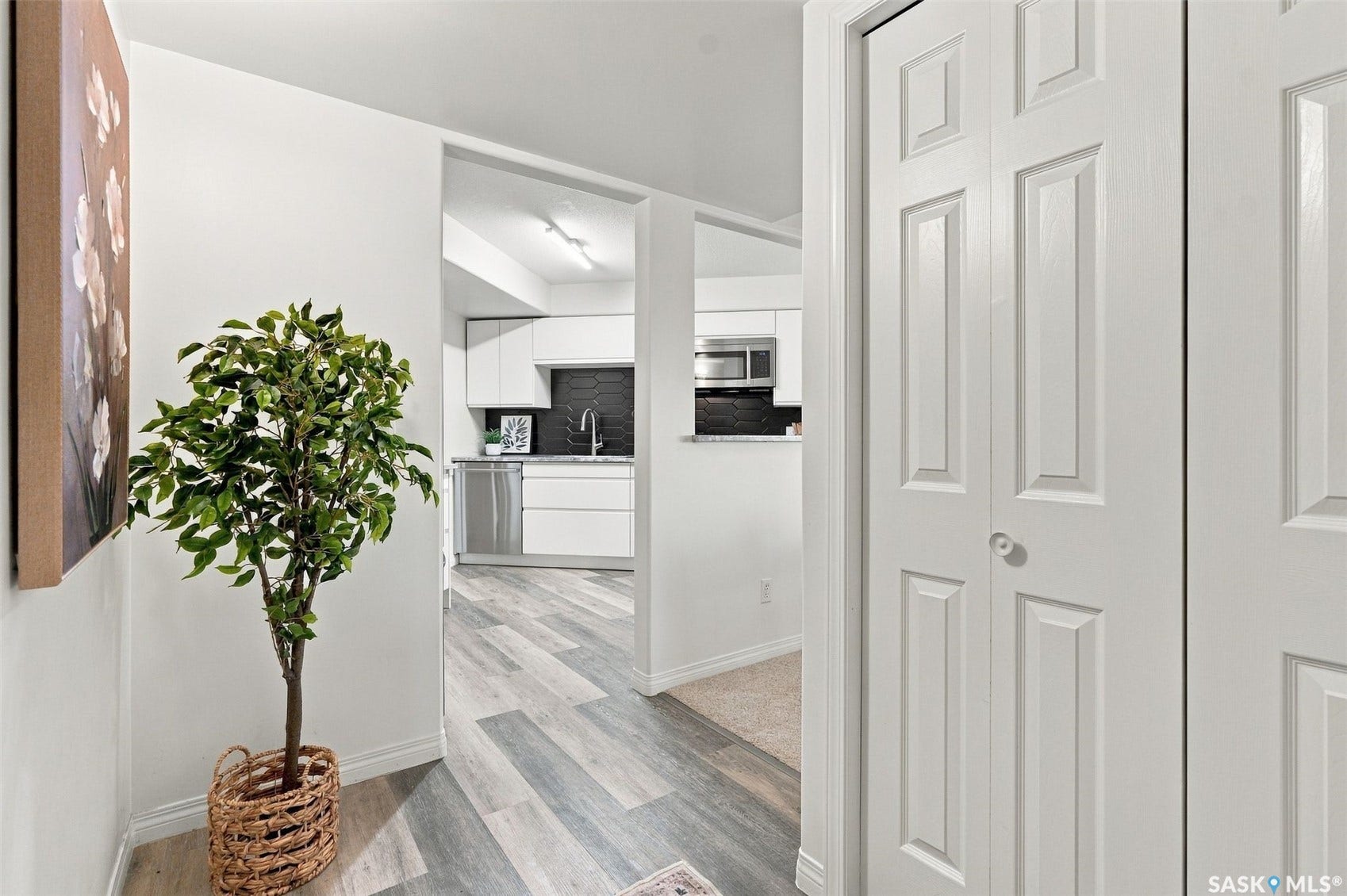 1700 Main Street, #208, Saskatoon SK S7H 5S1