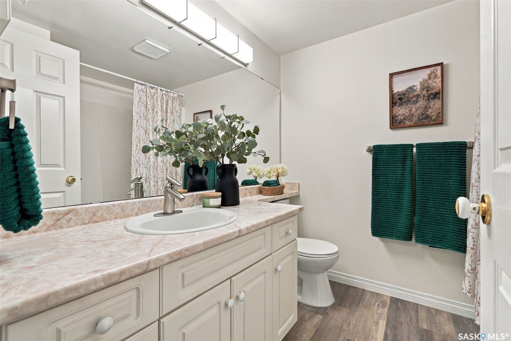 1700 Main Street, #208, Saskatoon SK S7H 5S1