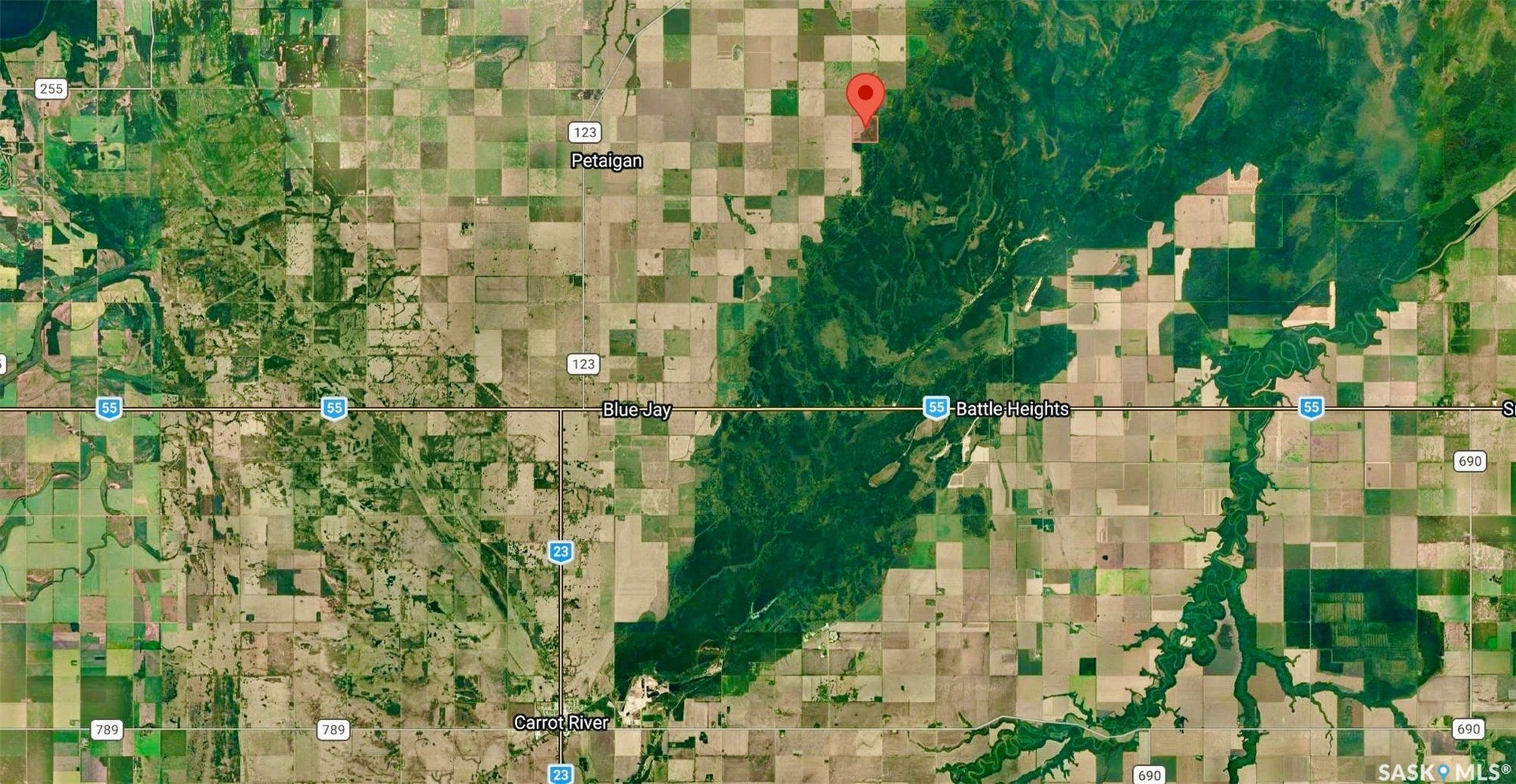 Satellite Map. Indicating the geographic coordinates of the property within a regional context