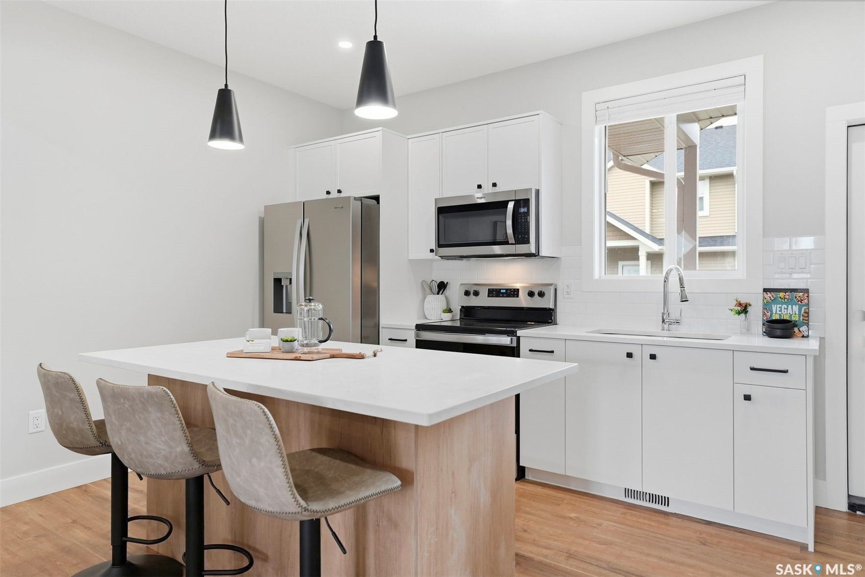 3220 11th Street W, #129, Saskatoon SK S7M 5M4