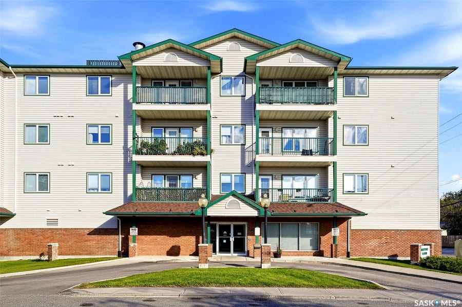 Property photo for 205 McIntyre Street N, #402, Regina SK