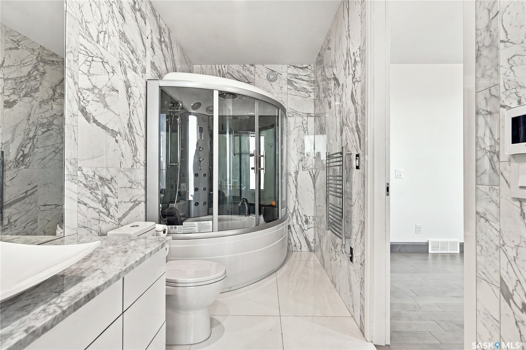 515 Pohorecky Lane, Saskatoon SK S7W 0L2
