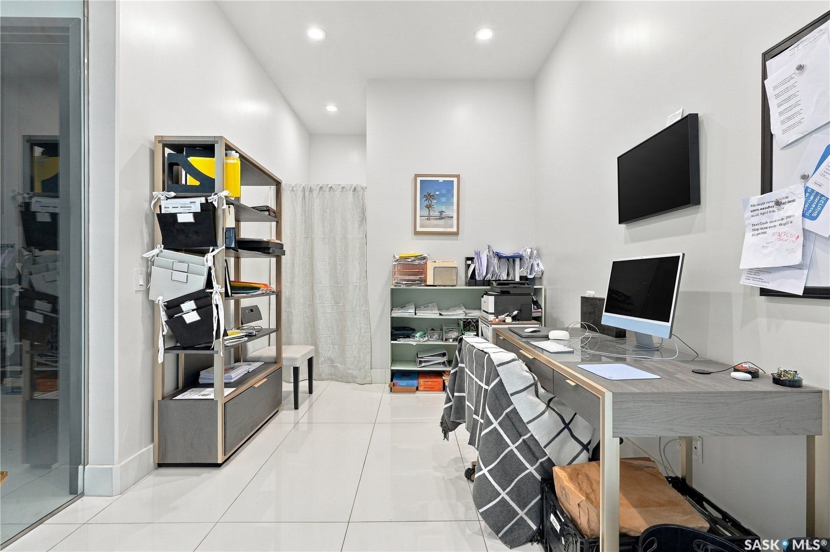 515 Pohorecky Lane, Saskatoon SK S7W 0L2