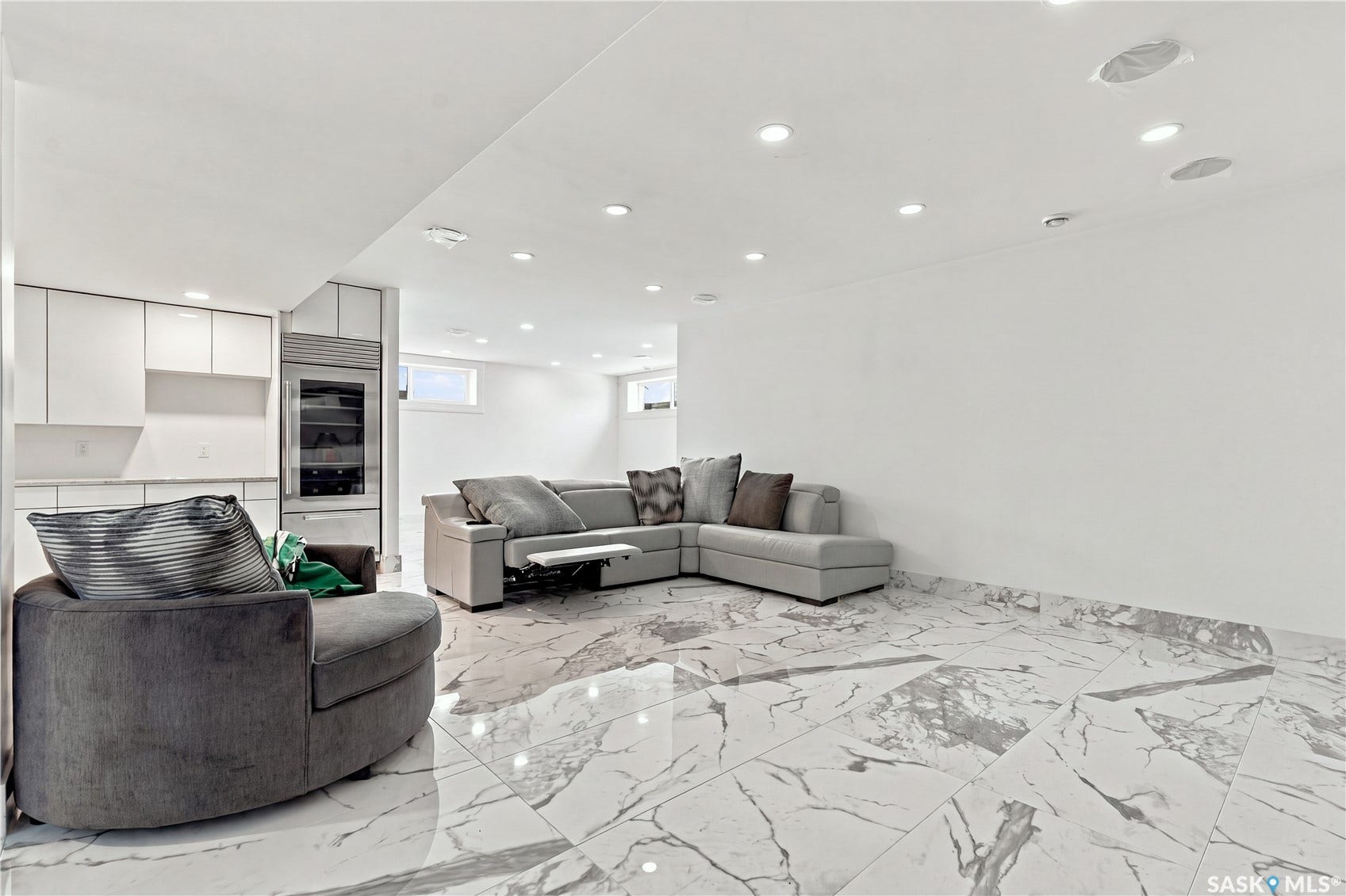 515 Pohorecky Lane, Saskatoon SK S7W 0L2