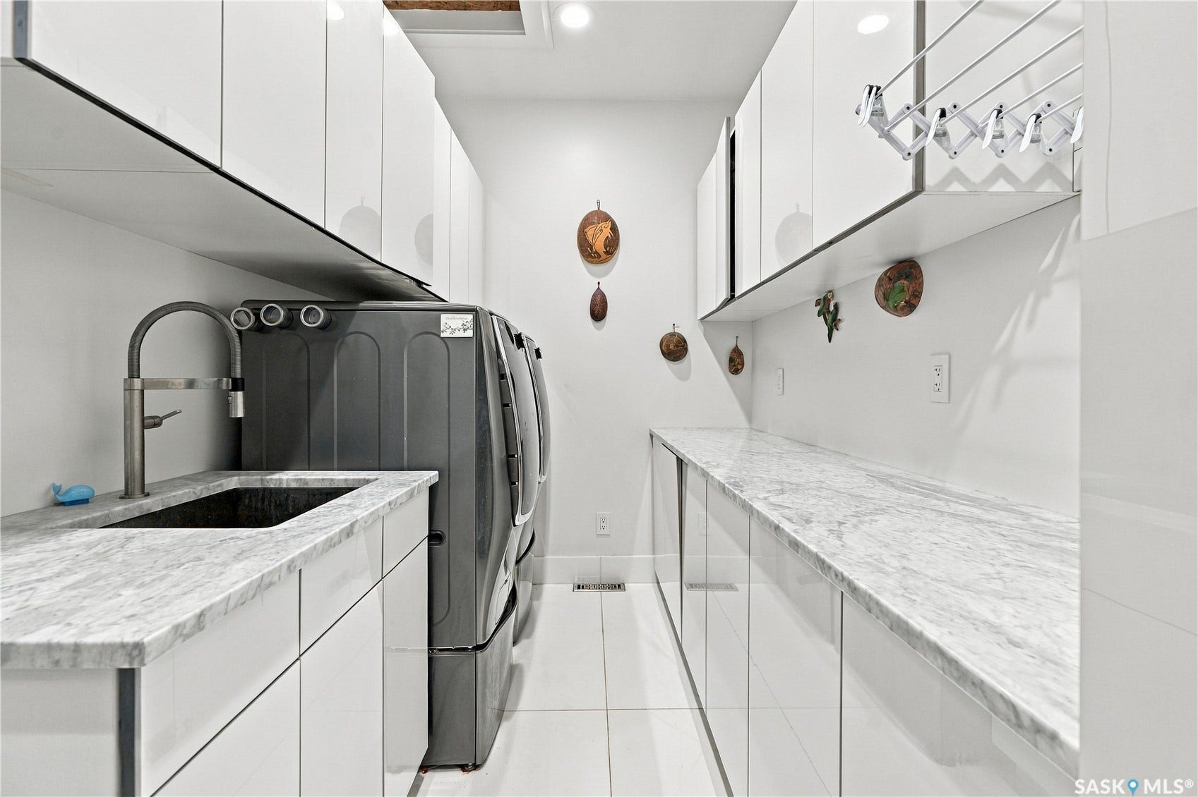 515 Pohorecky Lane, Saskatoon SK S7W 0L2