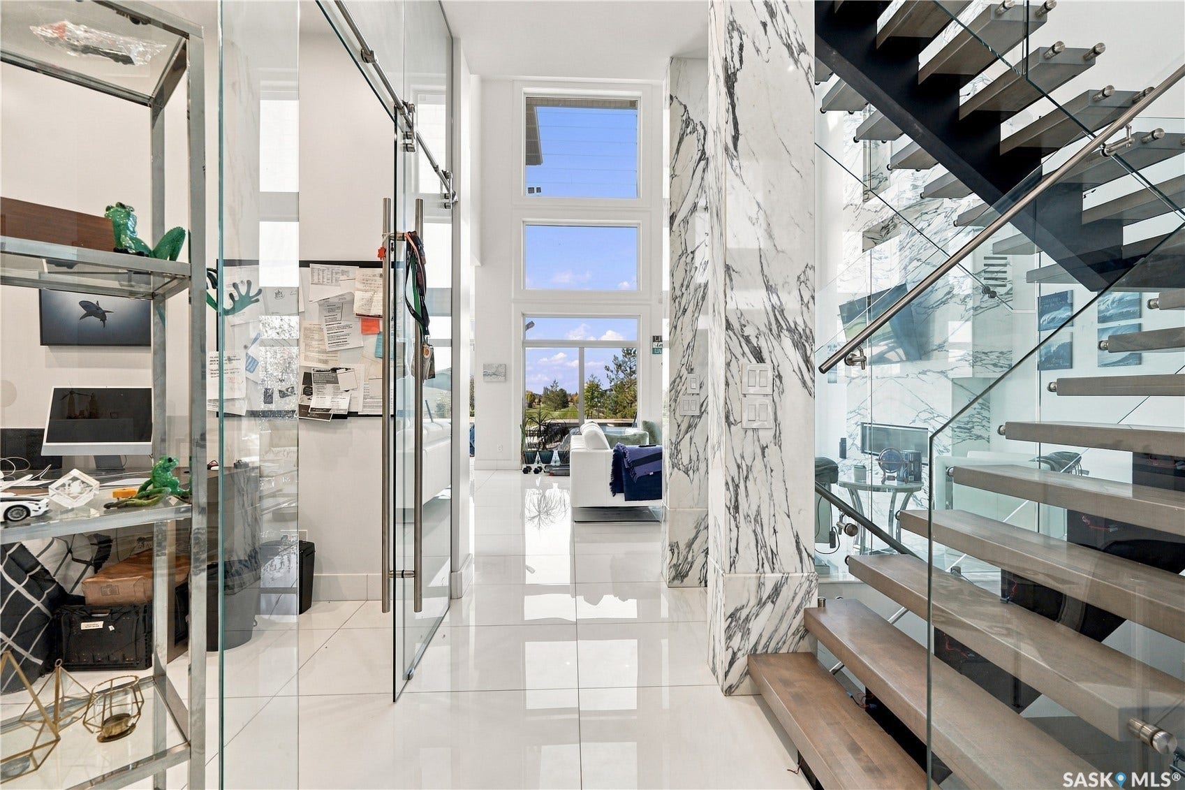 515 Pohorecky Lane, Saskatoon SK S7W 0L2