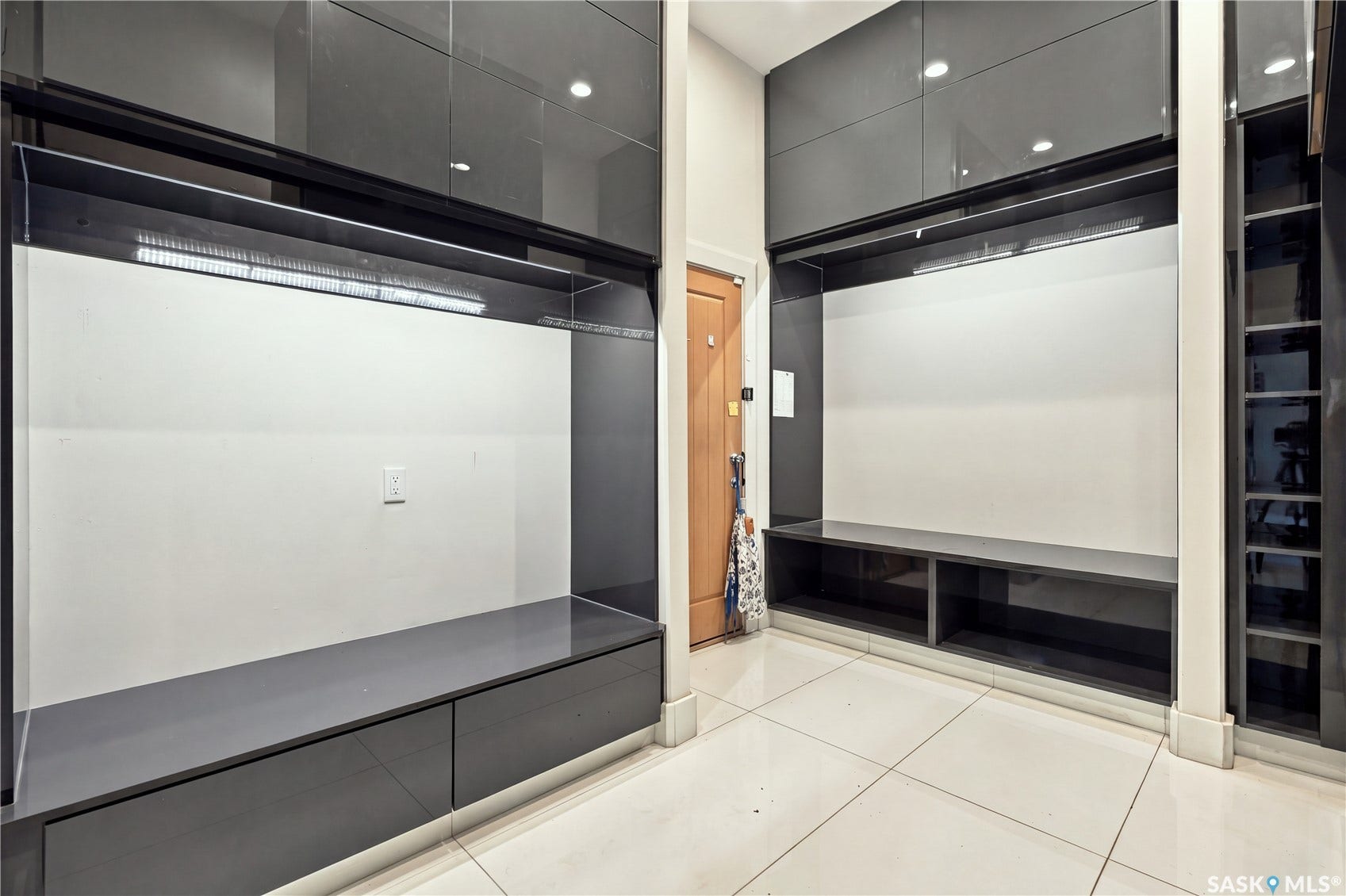 515 Pohorecky Lane, Saskatoon SK S7W 0L2