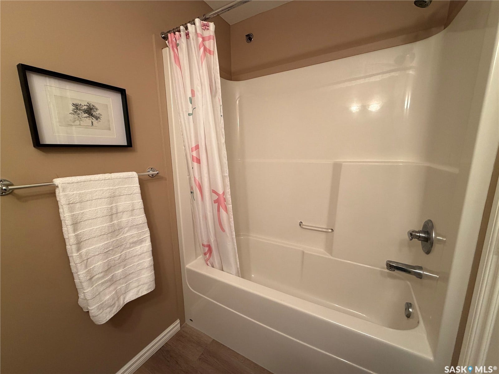 3730 Eastgate Drive E, #304, Regina SK S4Z 0A1