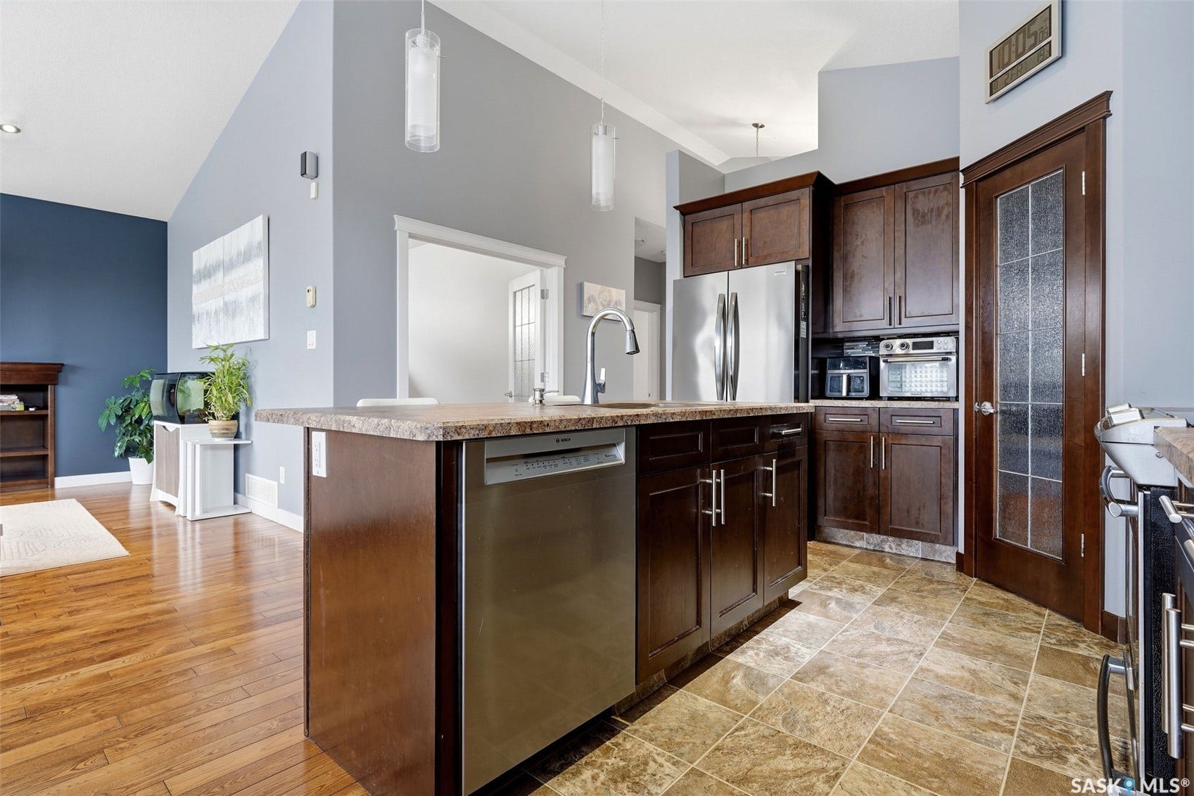 4555 Solie Crescent, Regina SK S4X 0B4 4555 Solie Crescent, Regina SK S4X 0B4