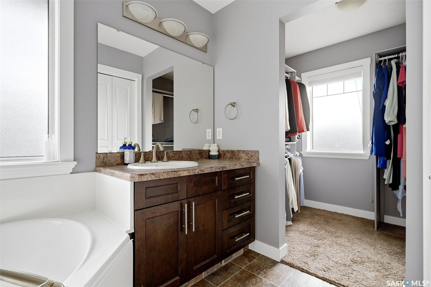 4555 Solie Crescent, Regina SK S4X 0B4 4555 Solie Crescent, Regina SK S4X 0B4