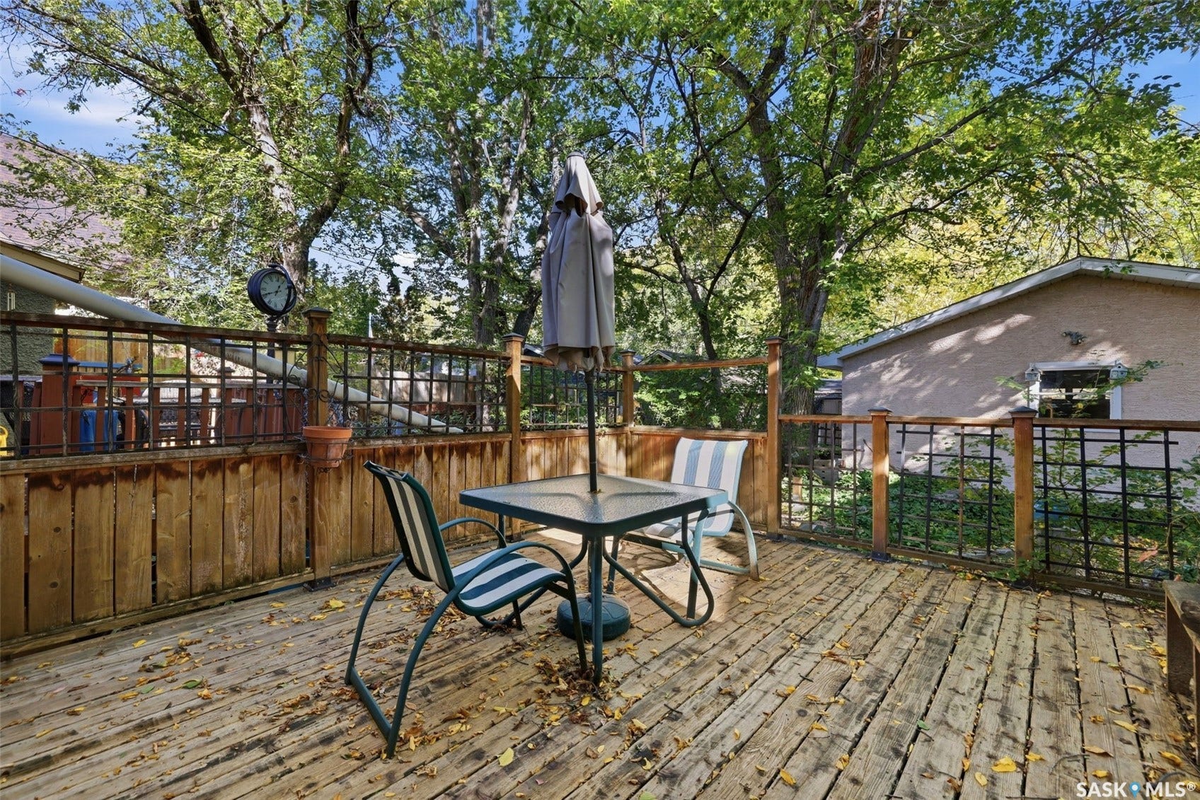 2917 Robinson Street, Regina SK S4S 1V2