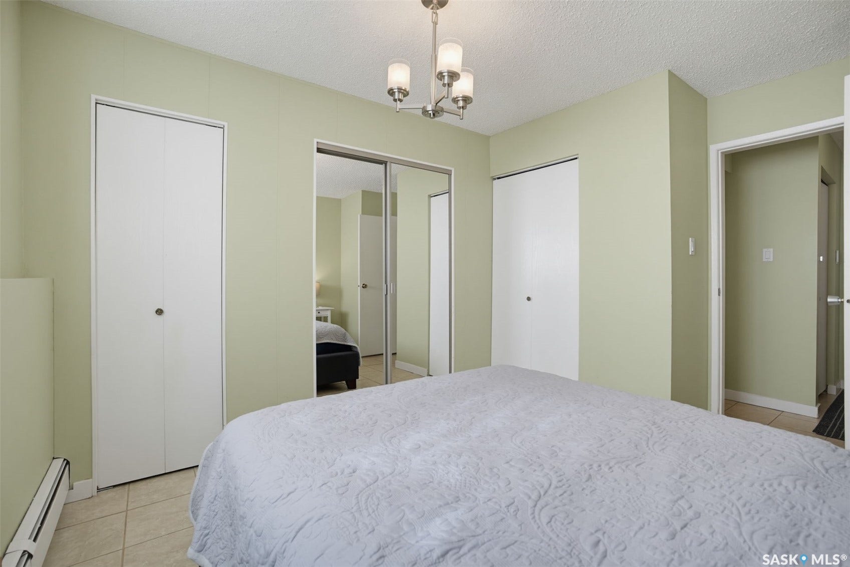 720 8th Street E, #104, Saskatoon SK S7H 0R3
