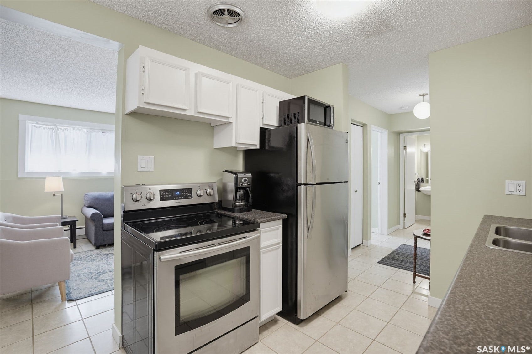 720 8th Street E, #104, Saskatoon SK S7H 0R3