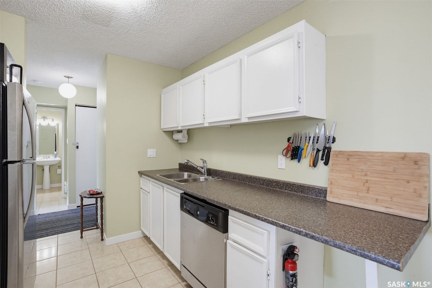 720 8th Street E, #104, Saskatoon SK S7H 0R3
