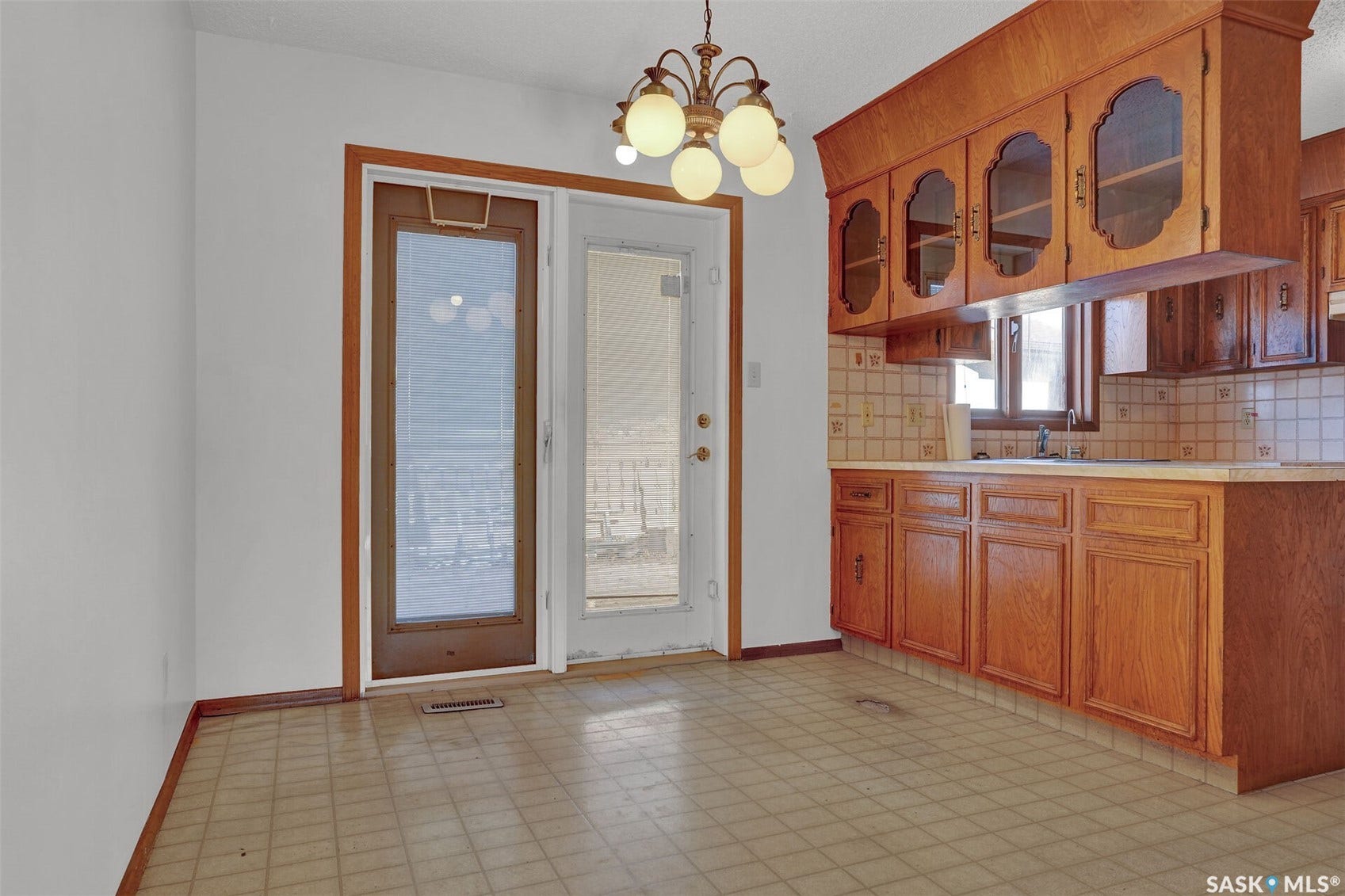98 Alport Crescent, Regina SK S4R 7Y6