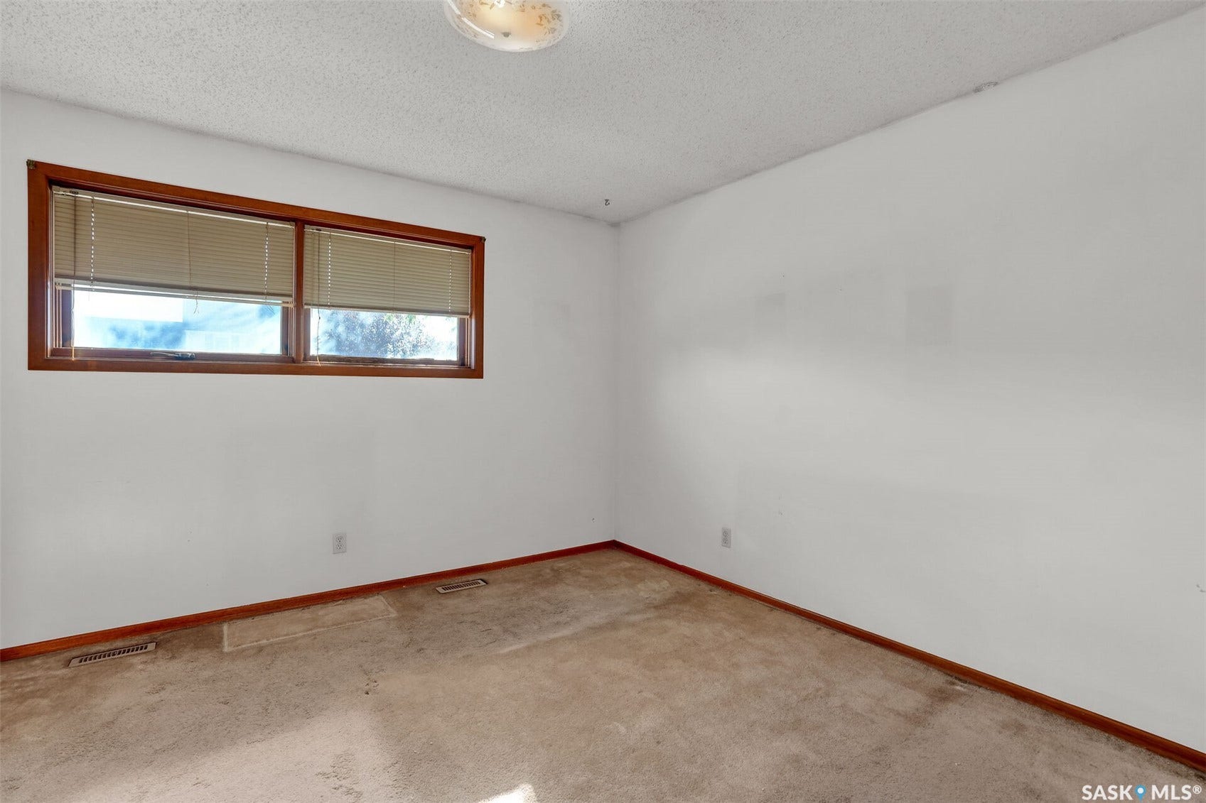 98 Alport Crescent, Regina SK S4R 7Y6