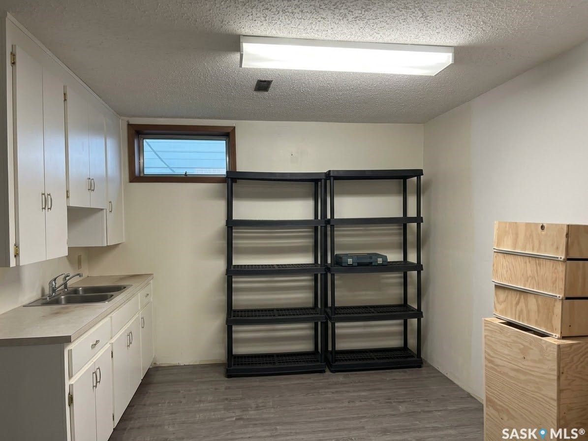 1181 Ashley Drive, Swift Current SK S9H 1N4