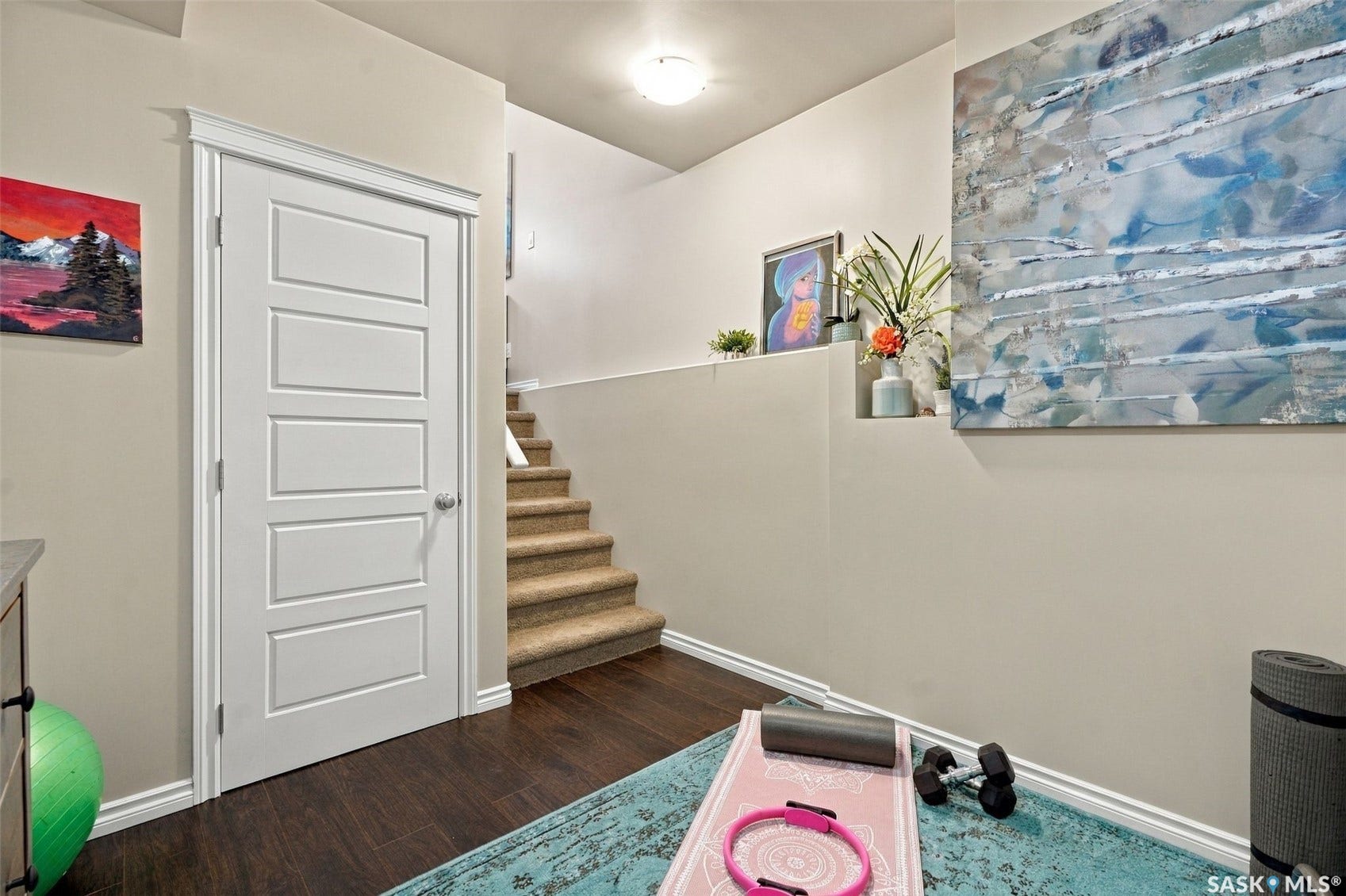 919 Kolynchuk Bend, Saskatoon SK S7T 0V9 919 Kolynchuk Bend, Saskatoon SK S7T 0V9