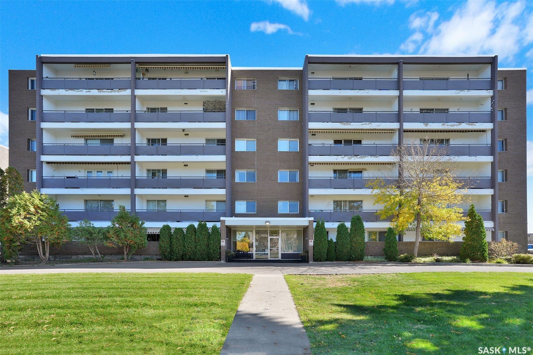 4615 Rae Street, #304, Regina SK S4S 3B2