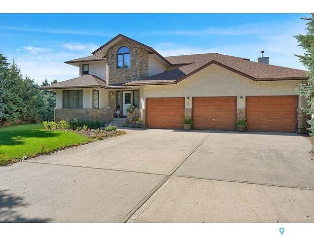 8 Emerald Place, SK S4T 3B3