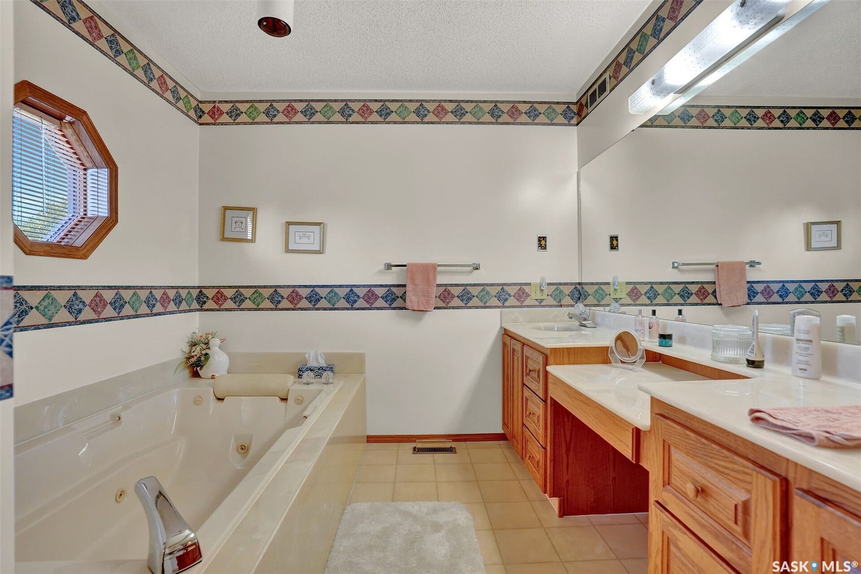 8 Emerald Place, SK S4T 3B3