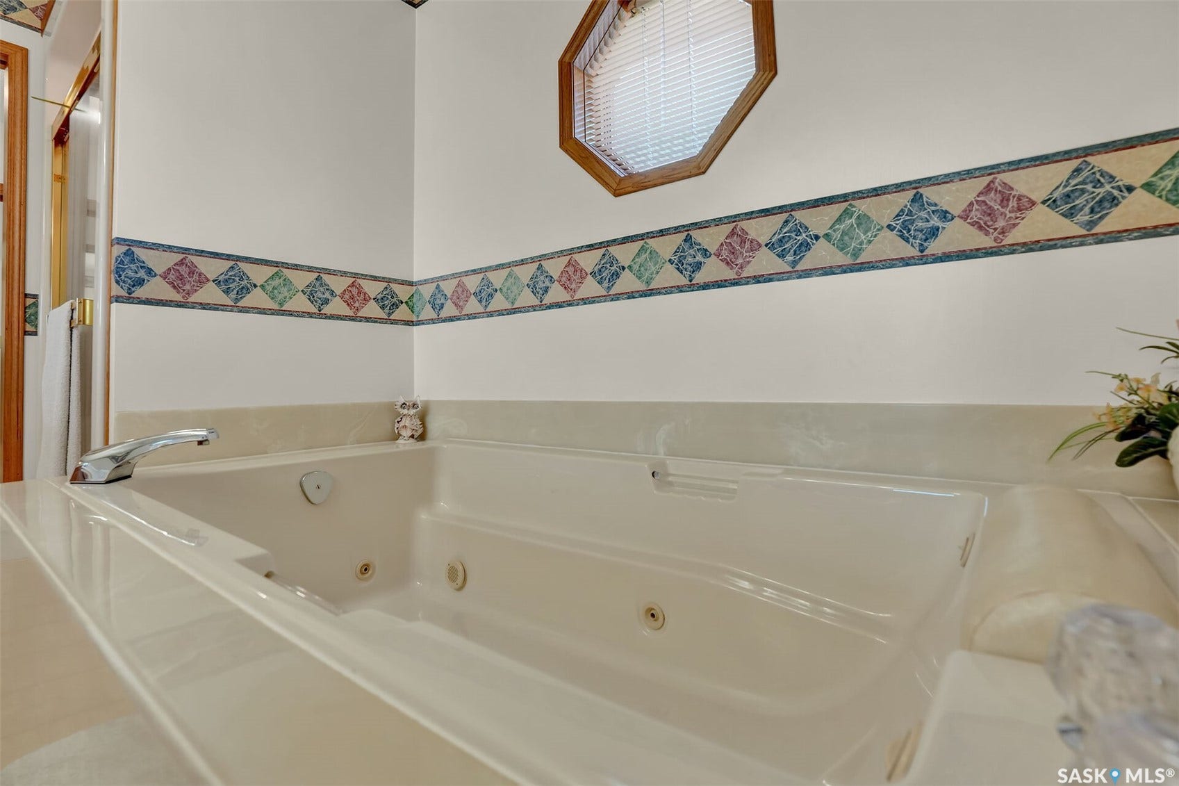 8 Emerald Place, SK S4T 3B3