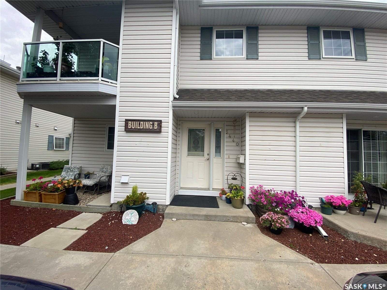 5440 Rochdale Boulevard, Regina SK S4X 4P1
