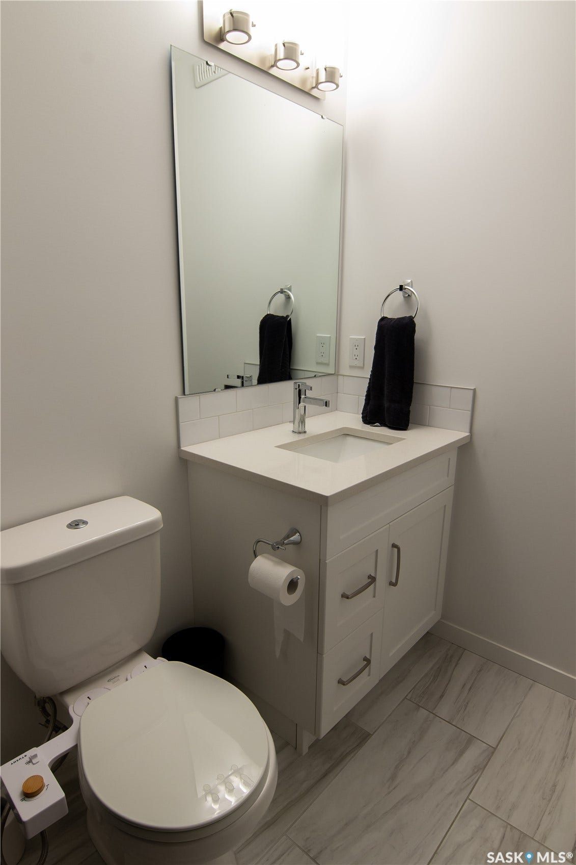 5148 Buckingham Drive E, Regina SK S4V 3W2