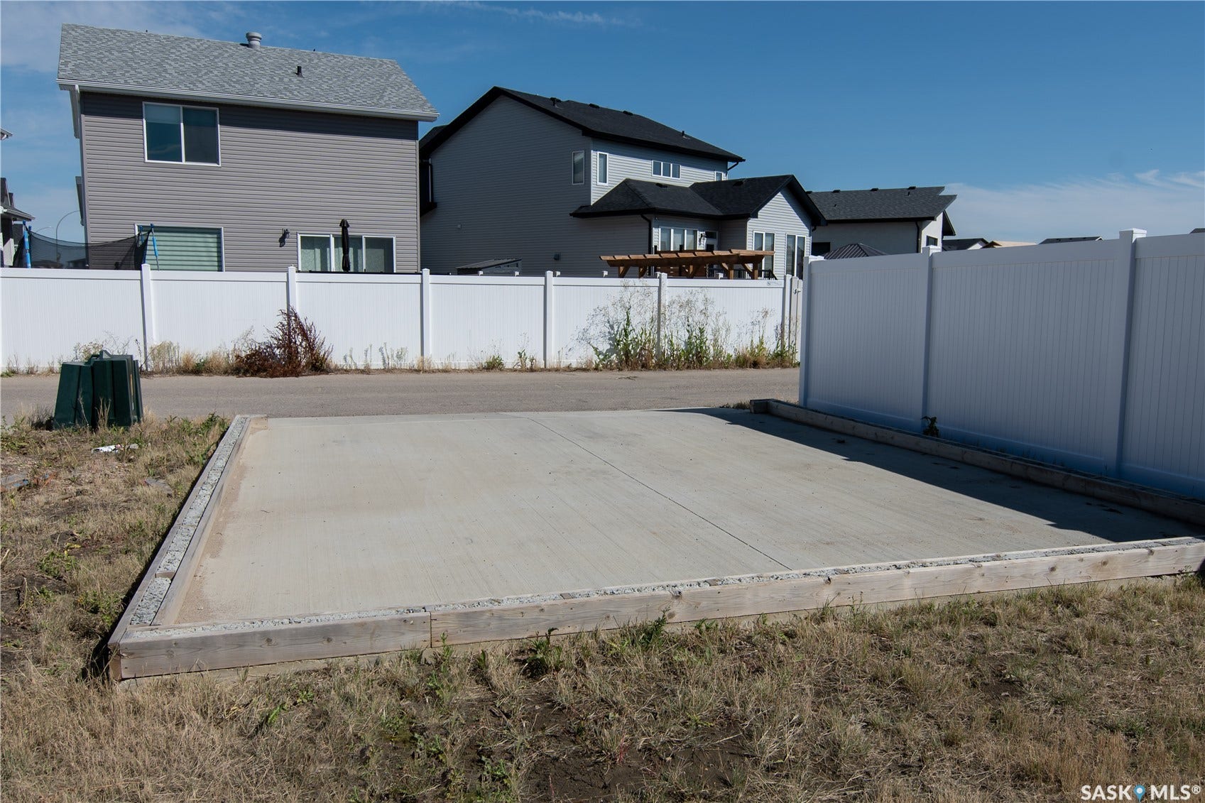 5148 Buckingham Drive E, Regina SK S4V 3W2