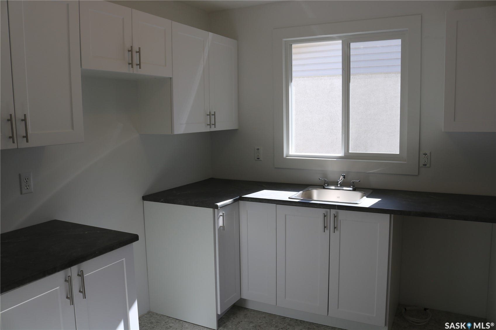 1641 Thompson Avenue, Saskatoon SK S7N 1Y2 1641 Thompson Avenue, Saskatoon SK S7N 1Y2