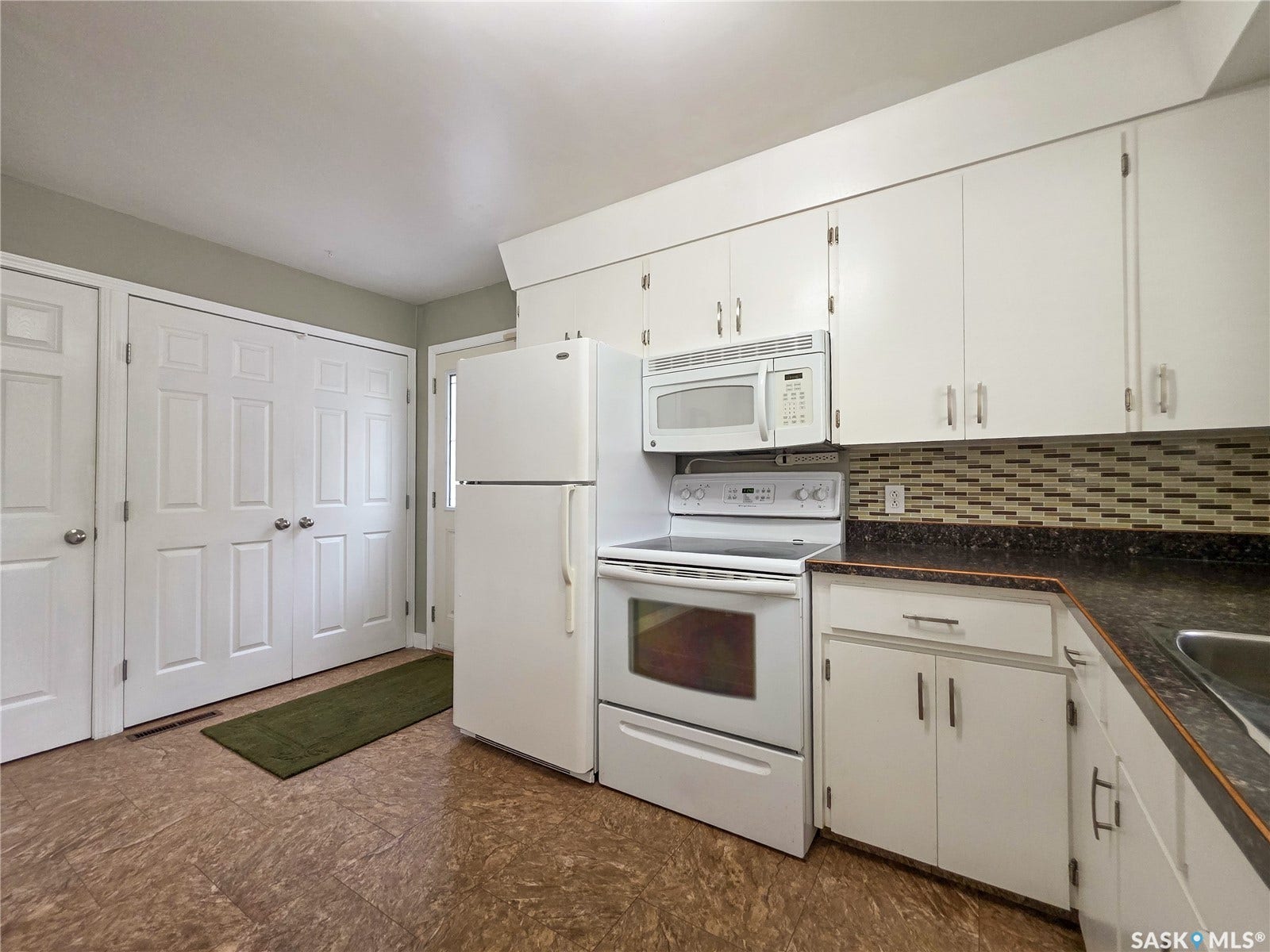 202 7th Avenue W, Melville SK S0A 2P0 202 7th Avenue W, Melville SK S0A 2P0
