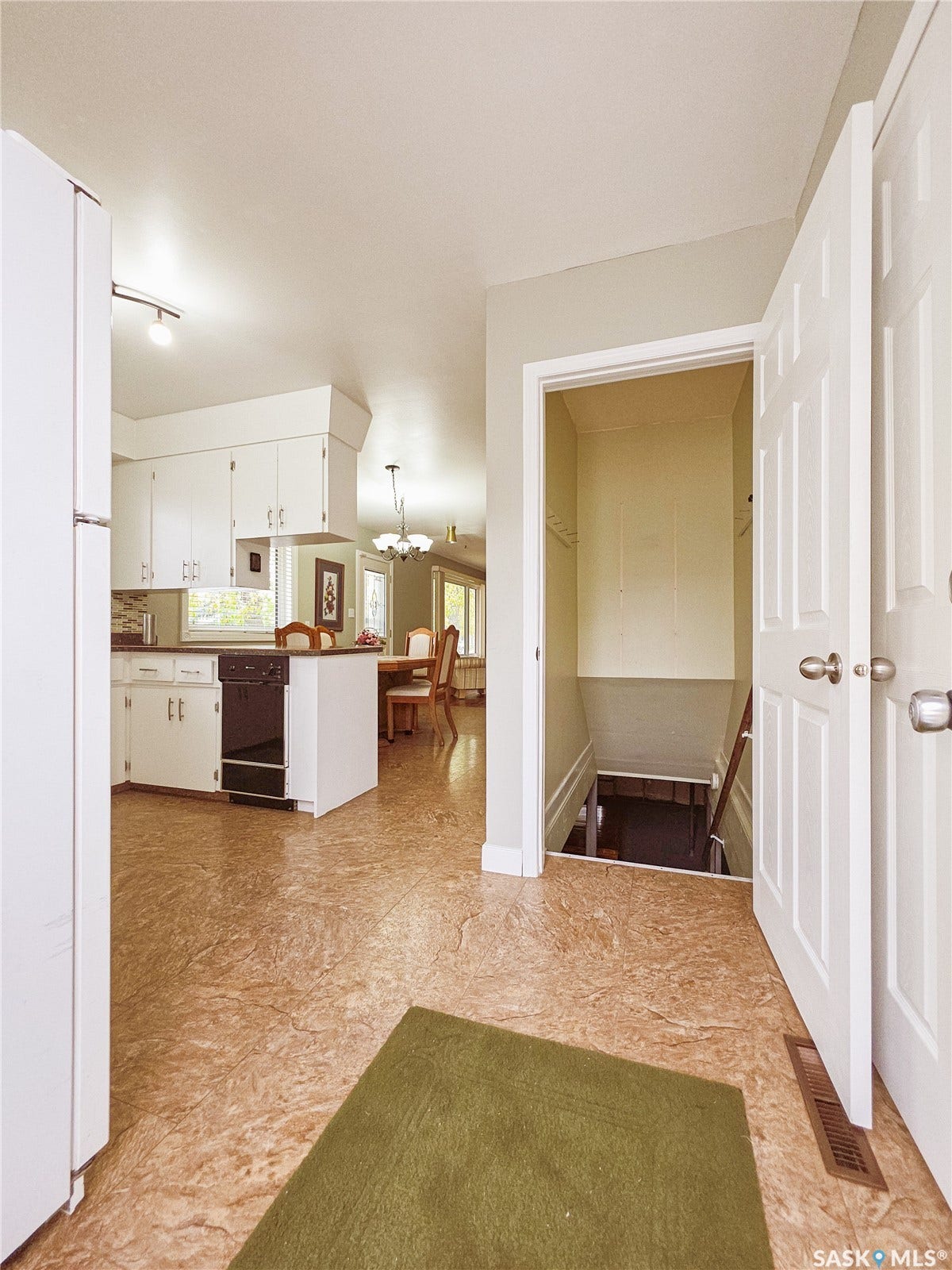 202 7th Avenue W, Melville SK S0A 2P0 202 7th Avenue W, Melville SK S0A 2P0