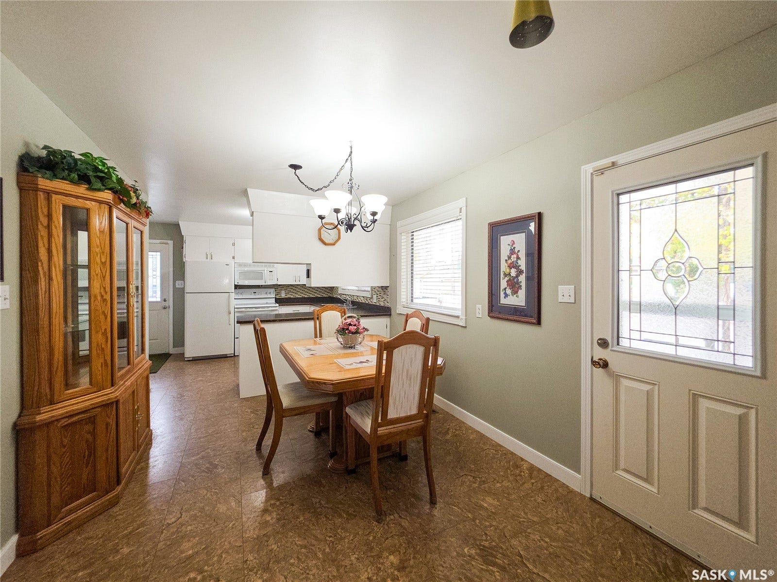 202 7th Avenue W, Melville SK S0A 2P0 202 7th Avenue W, Melville SK S0A 2P0