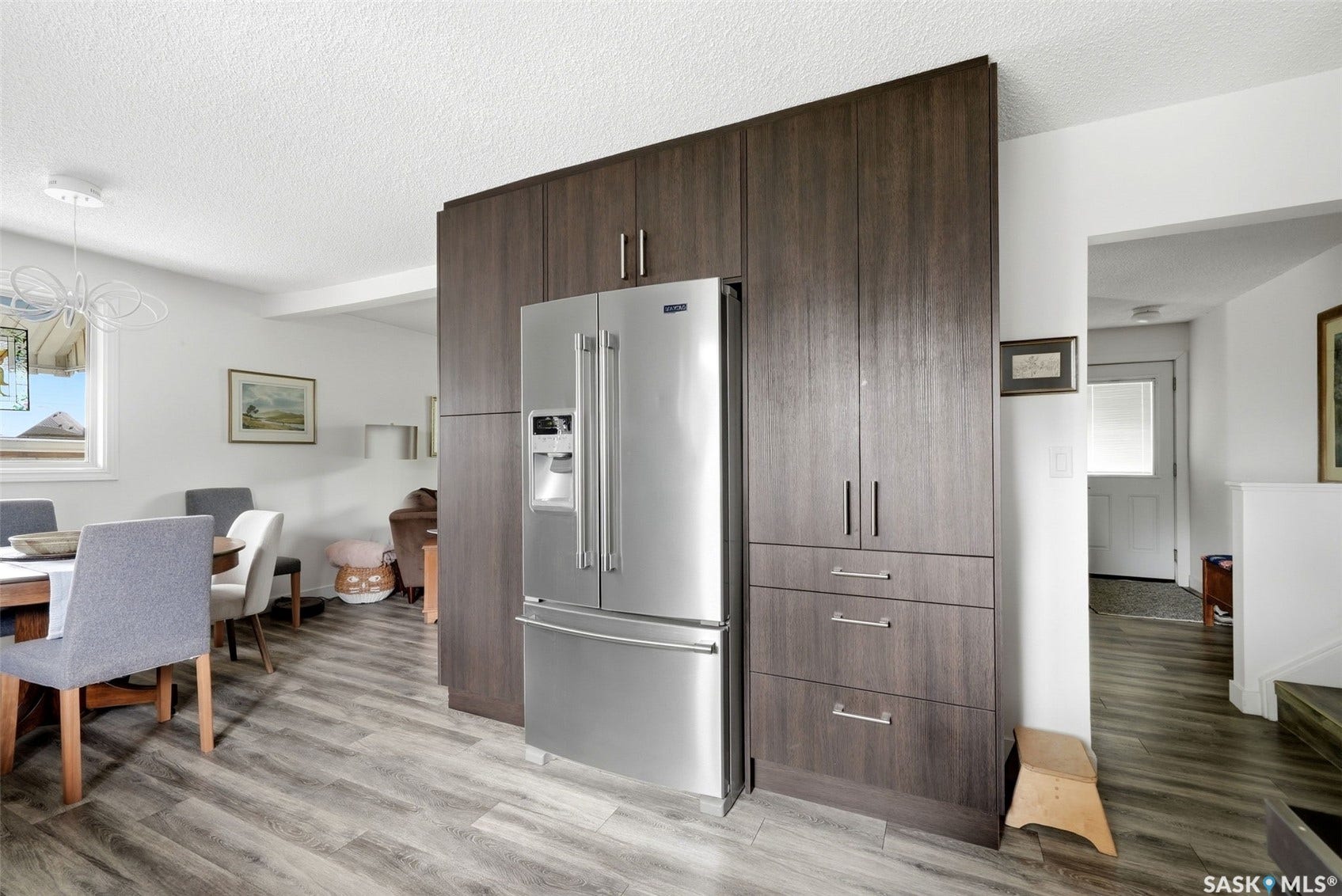 511 Shannon Road, Regina SK S4S 5J2