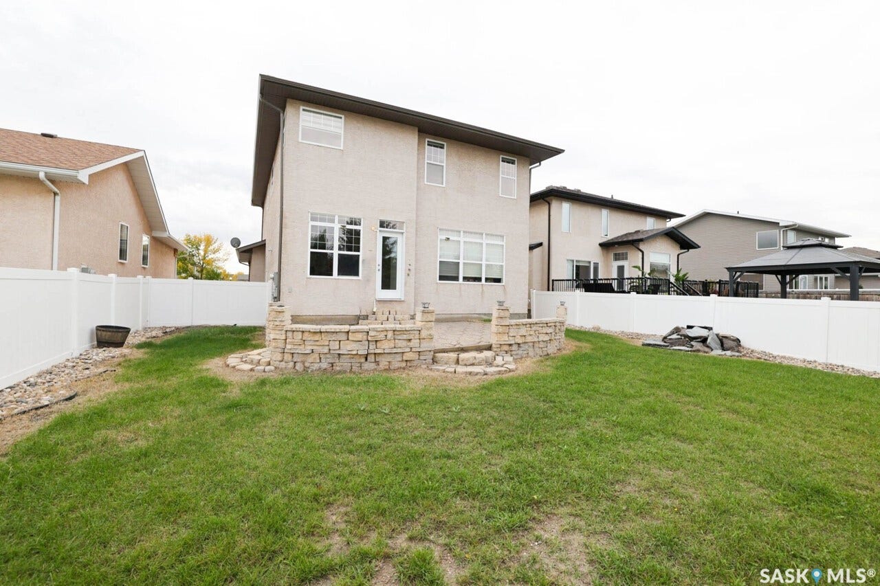 4718 Child Avenue, Regina SK S4X 4T9 4718 Child Avenue, Regina SK S4X 4T9