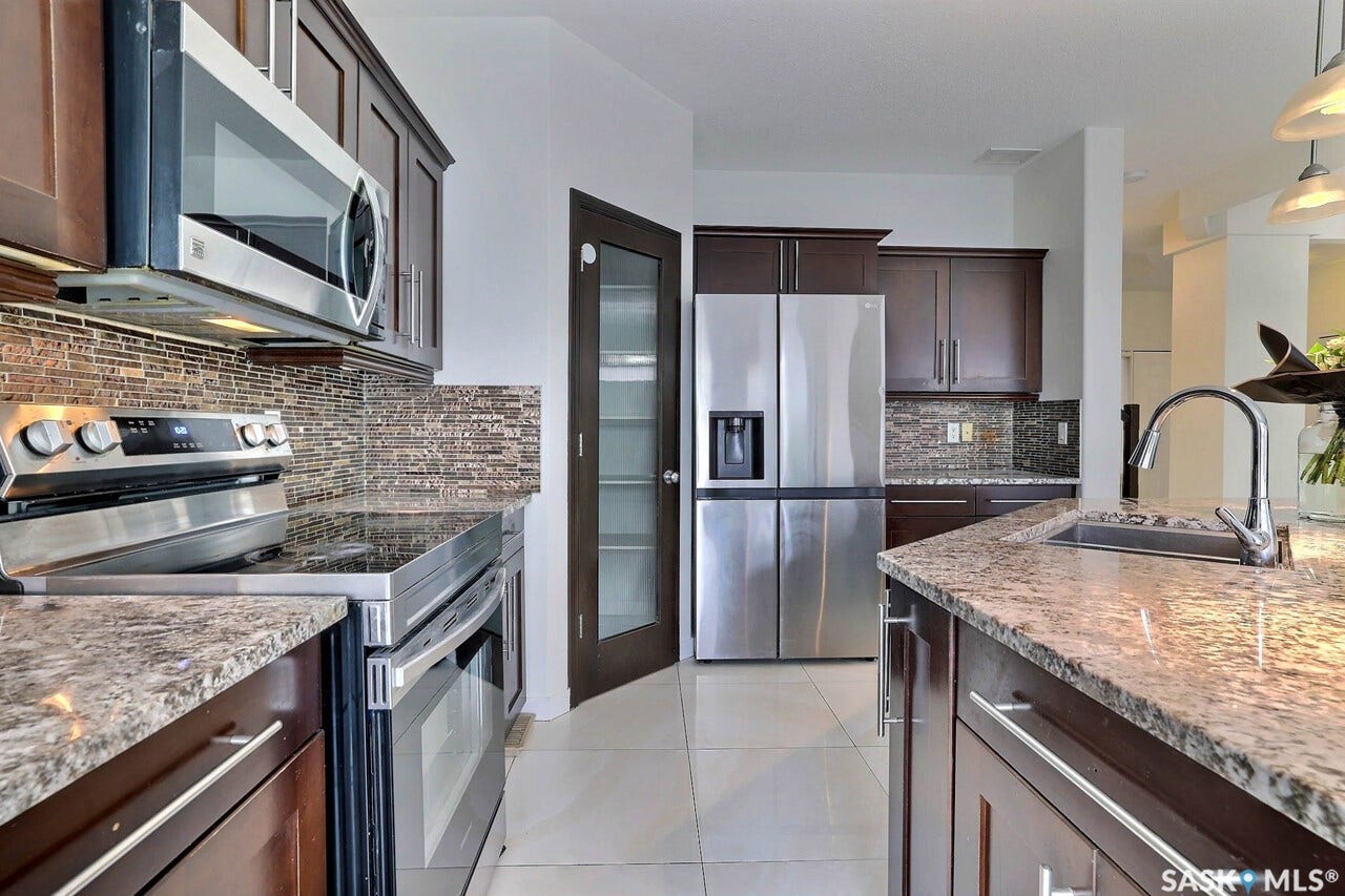 4718 Child Avenue, Regina SK S4X 4T9 4718 Child Avenue, Regina SK S4X 4T9