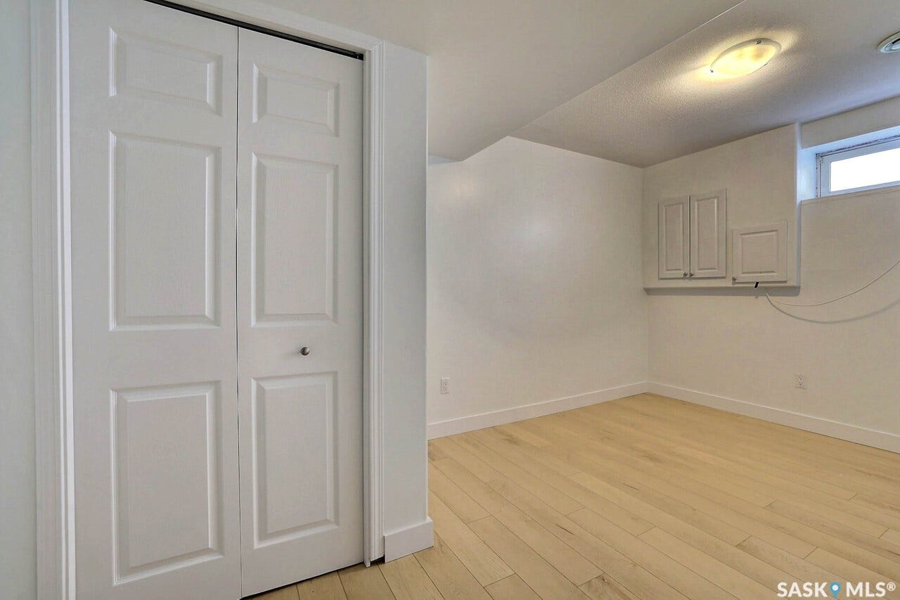 4718 Child Avenue, Regina SK S4X 4T9 4718 Child Avenue, Regina SK S4X 4T9