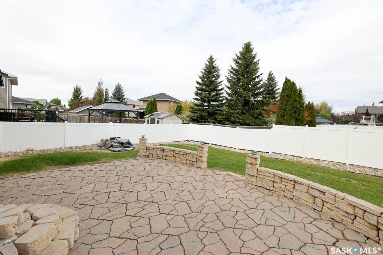4718 Child Avenue, Regina SK S4X 4T9 4718 Child Avenue, Regina SK S4X 4T9