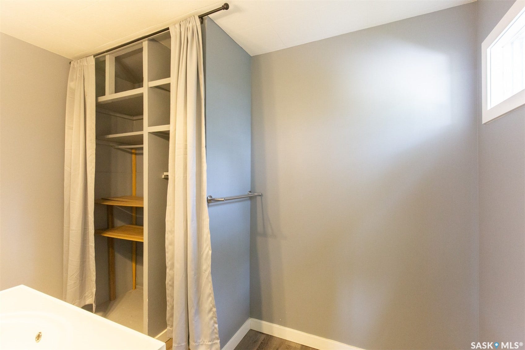 443 Lillooet Street W, Moose Jaw SK S6H 4Z4 443 Lillooet Street W, Moose Jaw SK S6H 4Z4