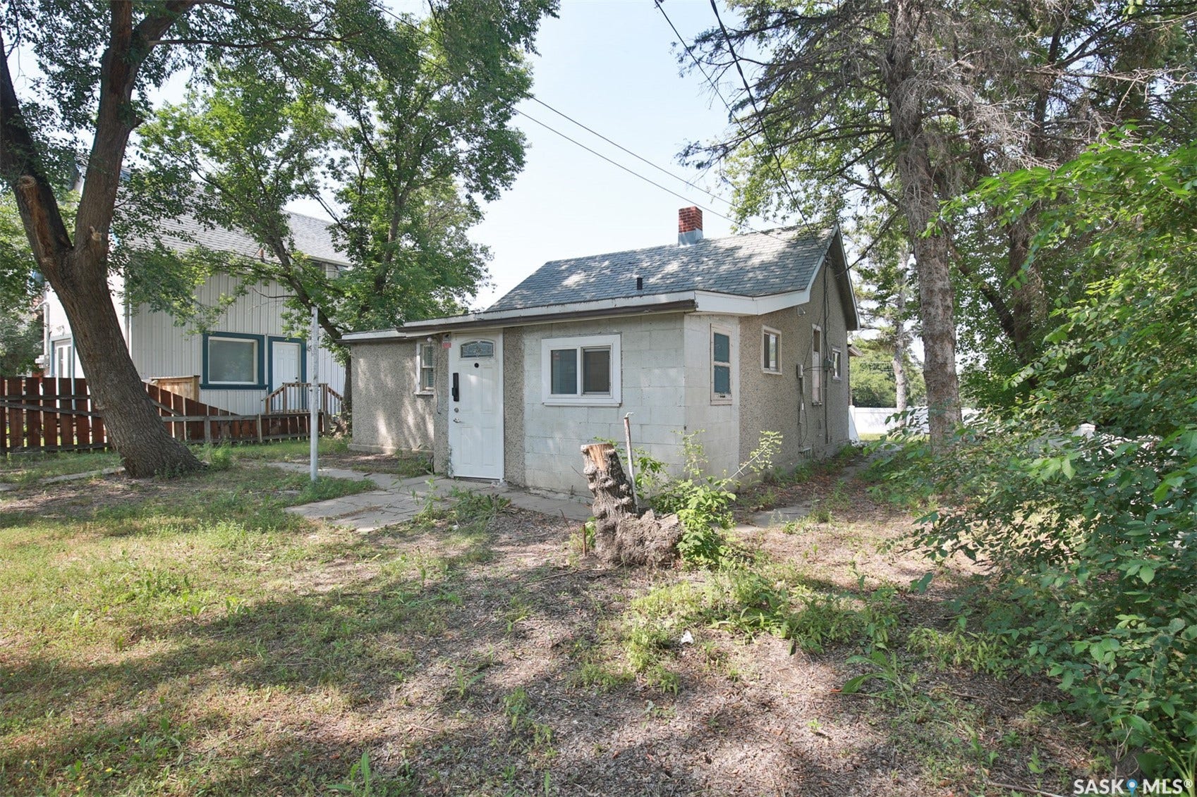 443 Lillooet Street W, Moose Jaw SK S6H 4Z4 443 Lillooet Street W, Moose Jaw SK S6H 4Z4