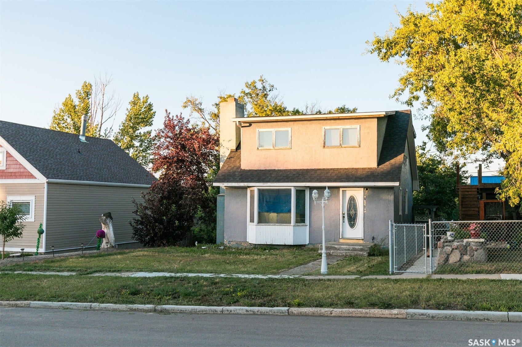 306 Saskatchewan Avenue, Kerrobert SK S0L 1R0 306 Saskatchewan Avenue, Kerrobert SK S0L 1R0