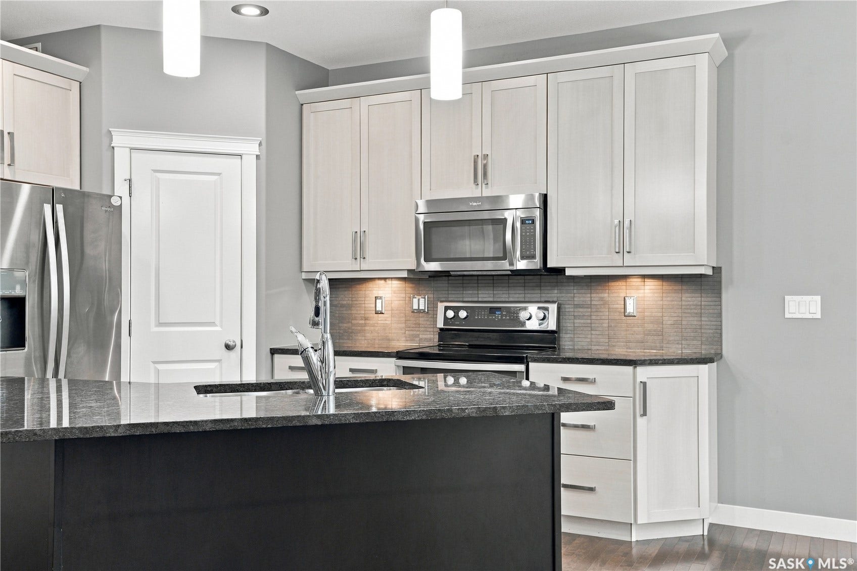 1415 Pringle Crescent, Saskatoon SK S7T 0S6