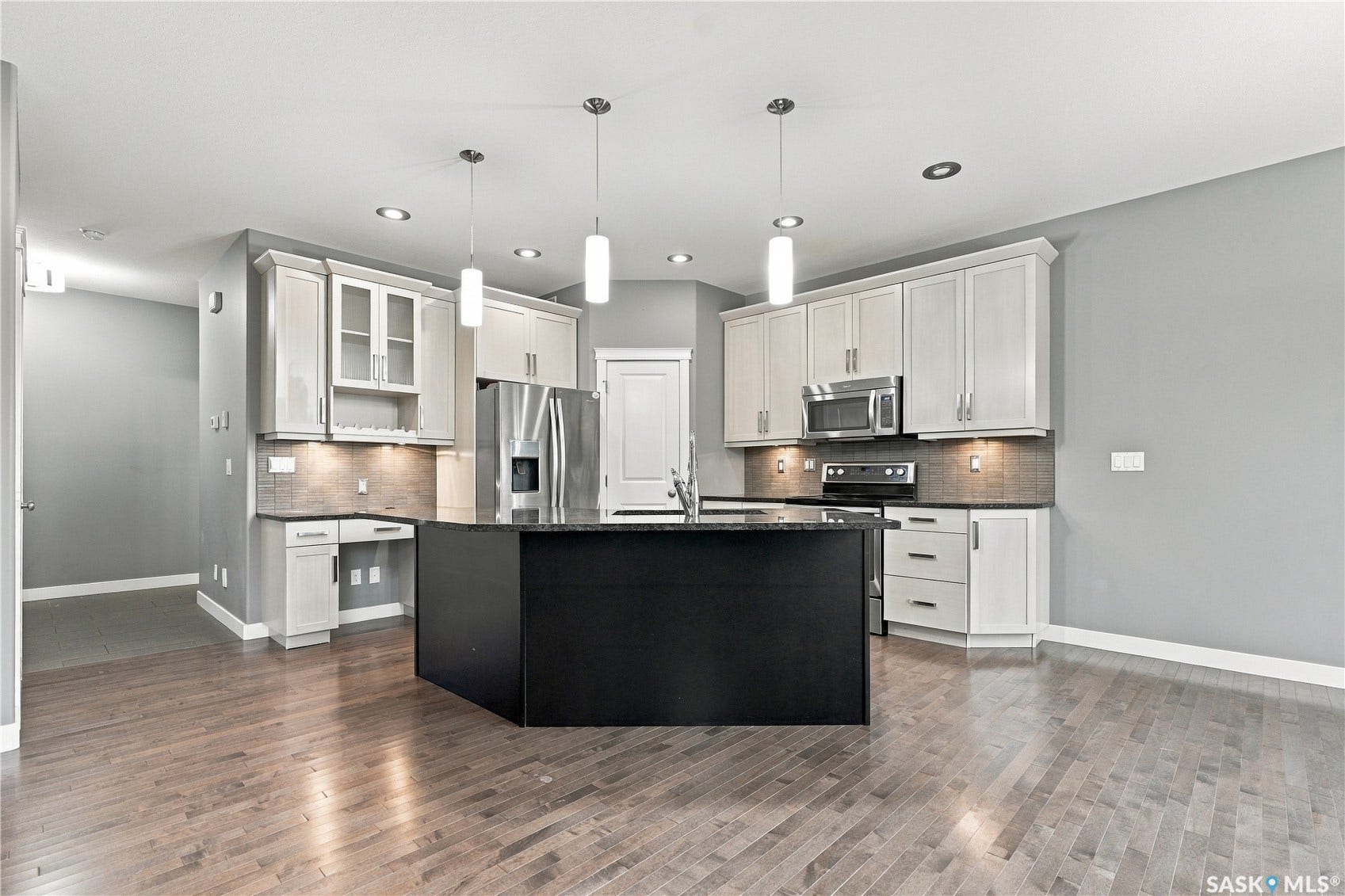1415 Pringle Crescent, Saskatoon SK S7T 0S6