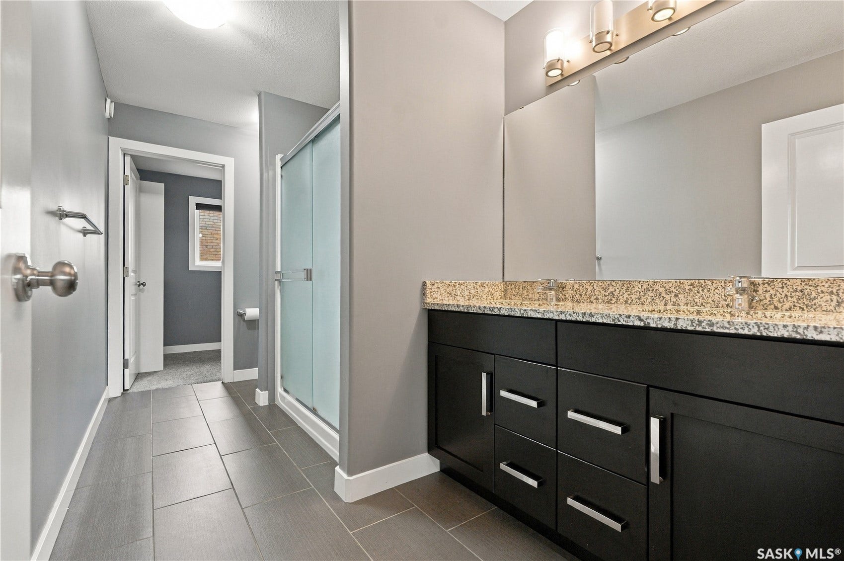 1415 Pringle Crescent, Saskatoon SK S7T 0S6