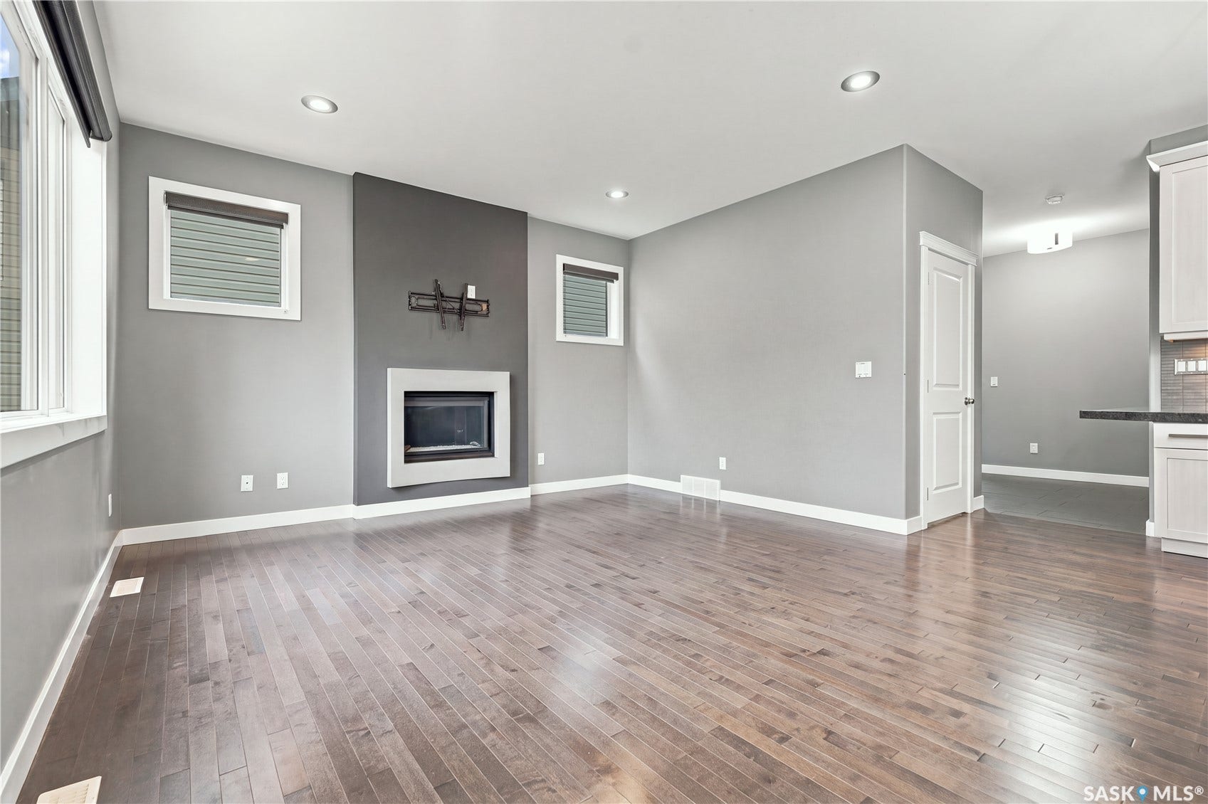 1415 Pringle Crescent, Saskatoon SK S7T 0S6