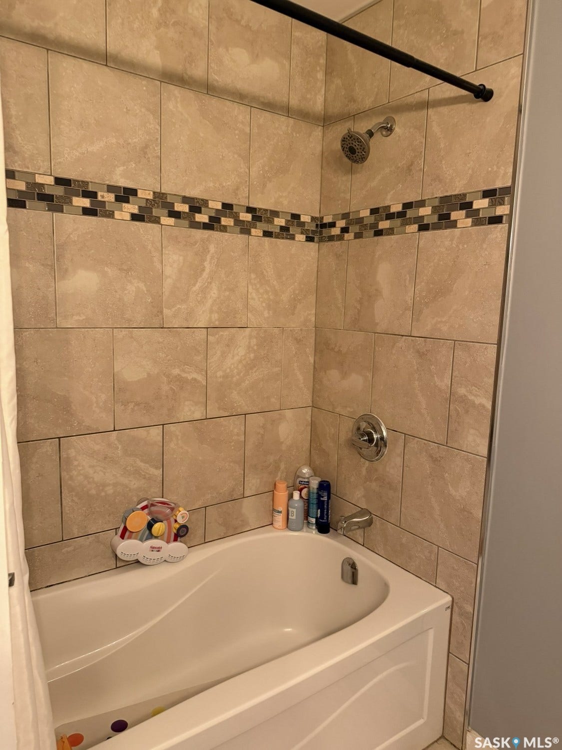 510 REDBERRY Road, Saskatoon SK S7K 4S3 510 REDBERRY Road, Saskatoon SK S7K 4S3