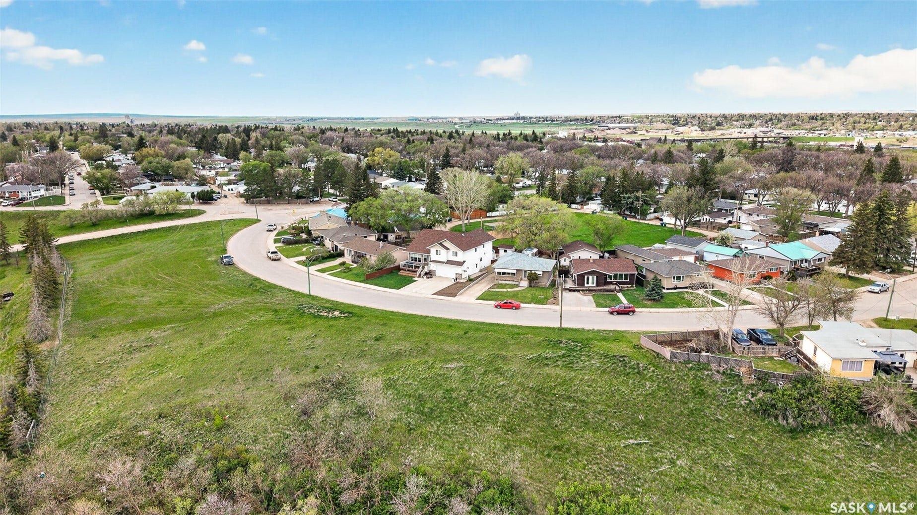 646 Keith Crescent, Moose Jaw SK S6H 5P9