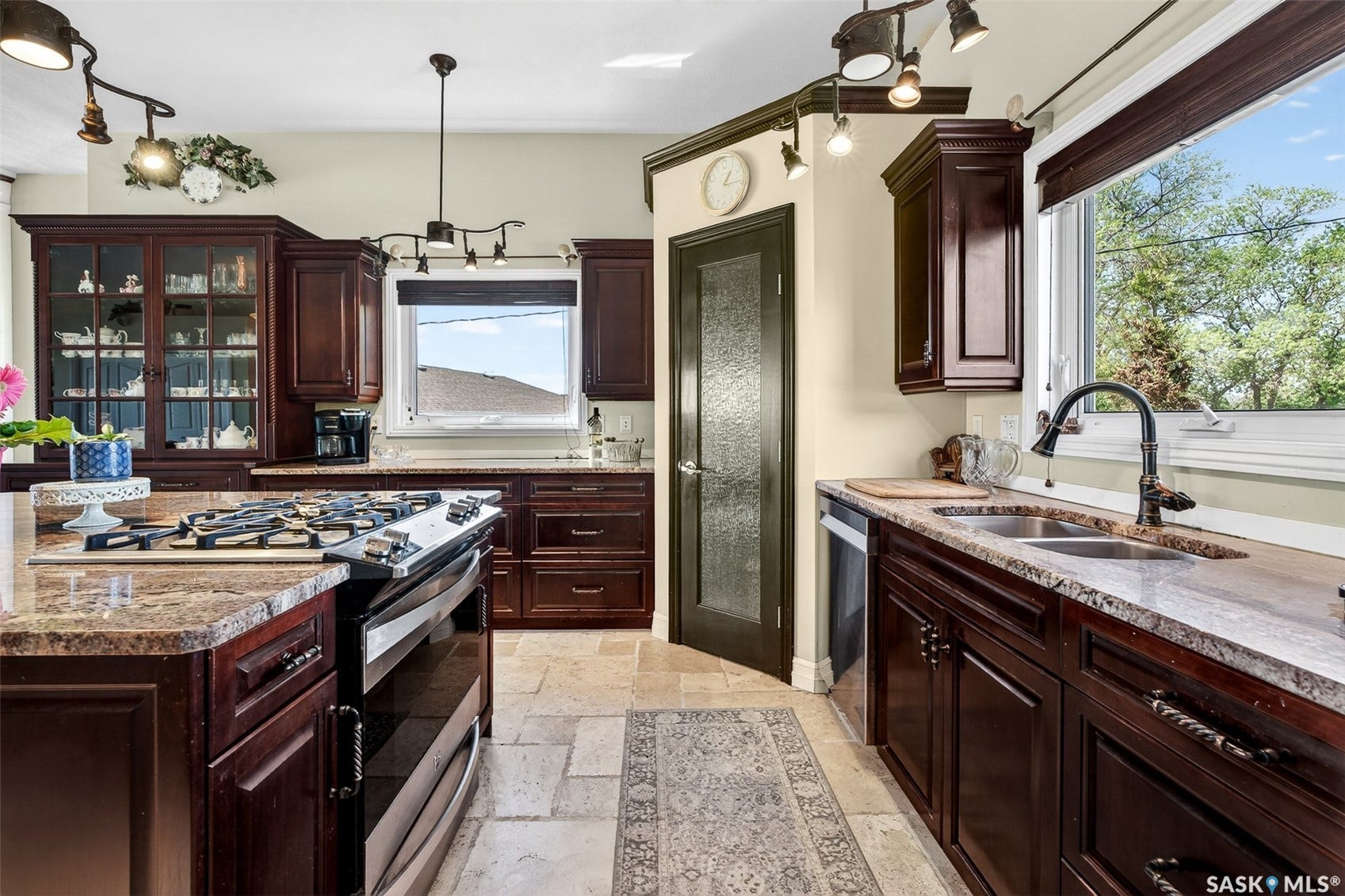 646 Keith Crescent, Moose Jaw SK S6H 5P9